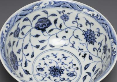 图片[3]-Bowl with lotus scrolls in underglaze blue, Ming dynasty (1368-1644)-China Archive